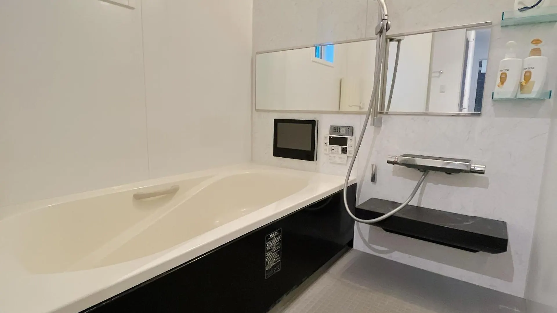 67, Nogata, Entire House For Rent Apartment Tokyo