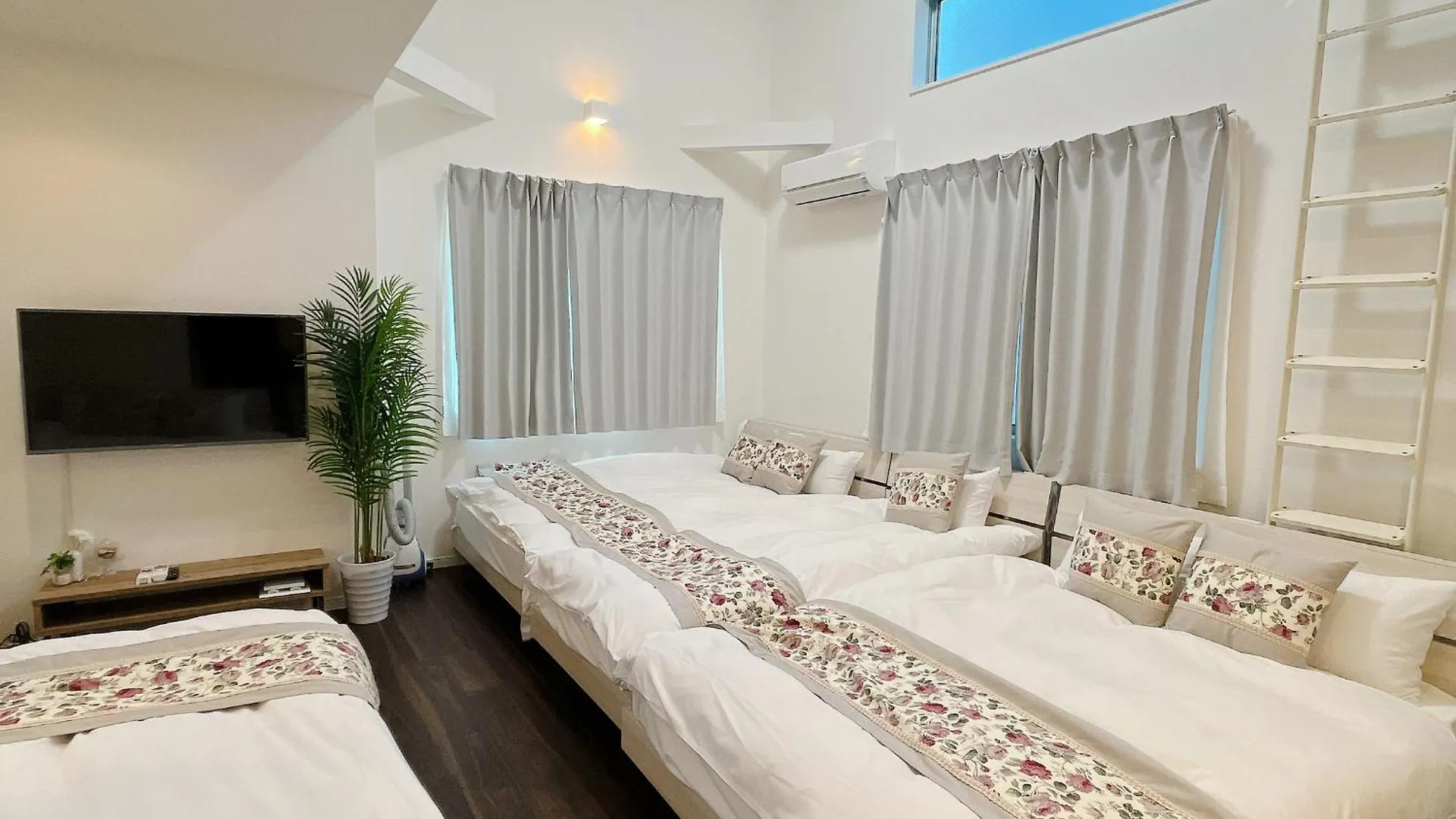 67, Nogata, Entire House For Rent Apartment Tokyo 0*,